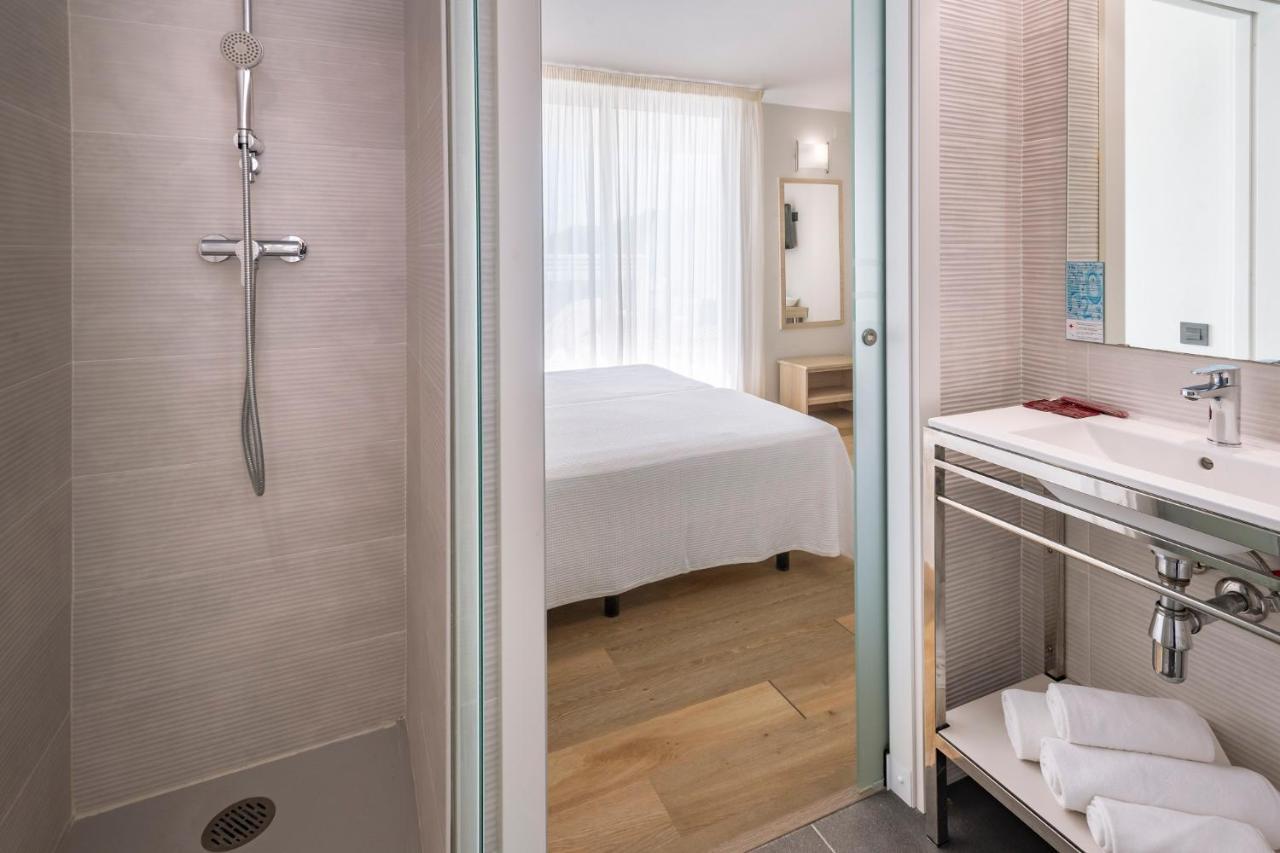 Aparthotel Marinada Salou Luaran gambar