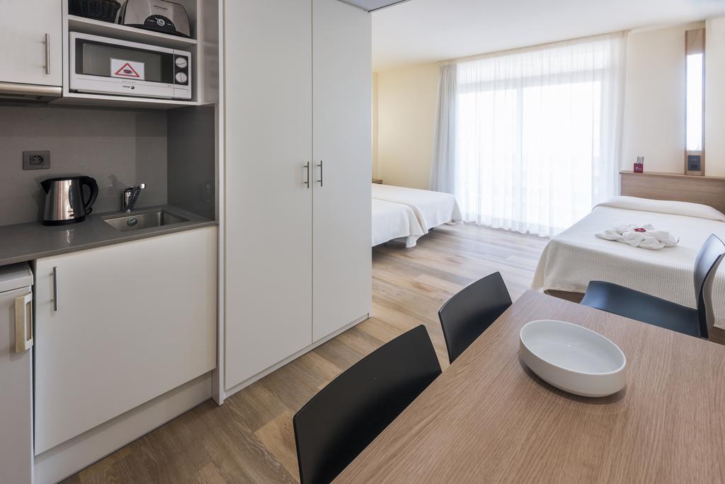 Aparthotel Marinada Salou Luaran gambar
